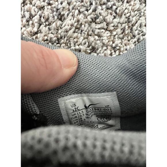 Nike Giannis Immortality kids size 12c - Picture 6 of 7